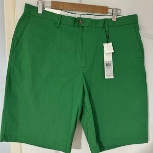 Calvin Klein Vibrant Green Men's Flat Front Shorts